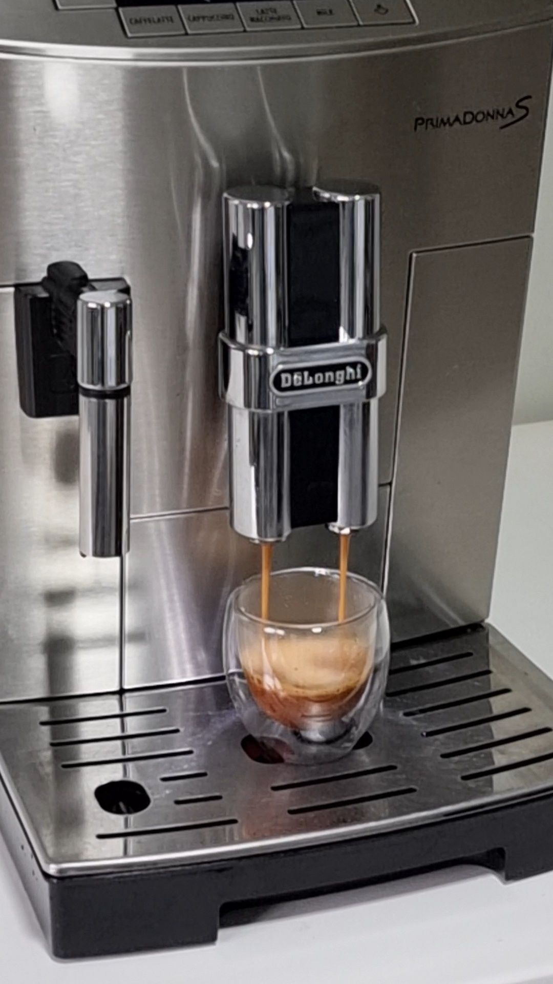 Кафеавтомат DeLonghi PrimaDonna S ECAM 26.455.MB