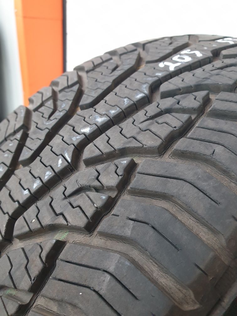 Всесезони гуми 2 броя UNIROYAL AllSeasonExpert2 205 55 R16 дот 3720