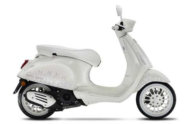 Lichidare Scuter Vespa Sprint 125 Justin Bieber 2023 | Rate | Leasing