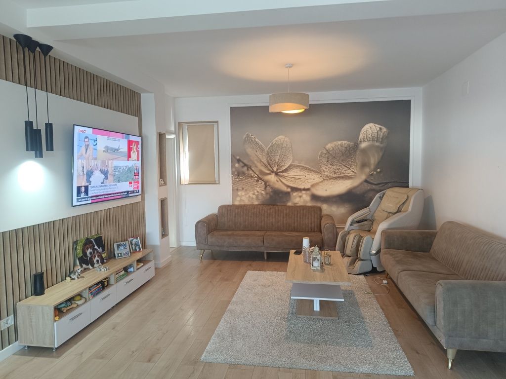 Casa de vânzare in cartier rezidential Momenti D'Oro Carol I Slatina