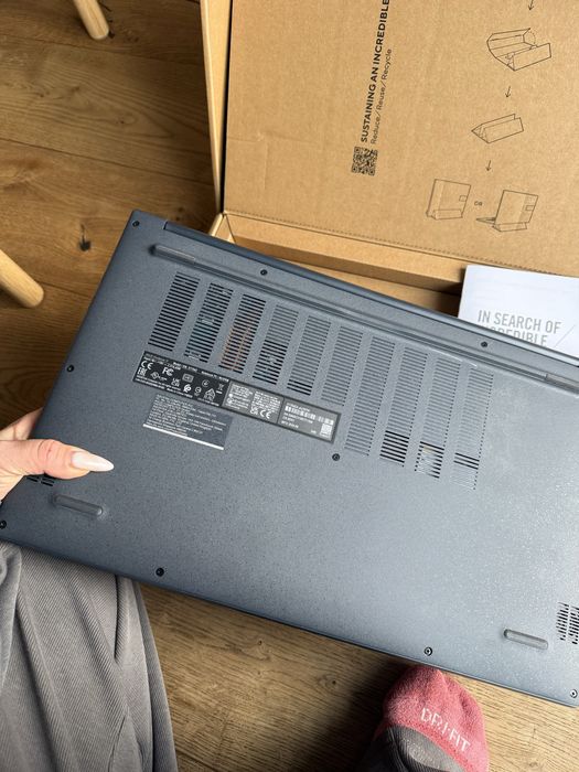 asos vibobook x1704z