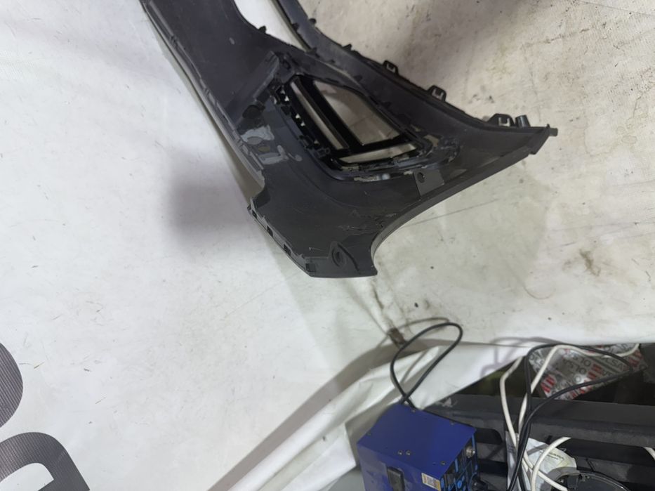 Bara fata VW Golf 7 VII, facelift, R-Line, 2017, 2018, 2019, 2020, cod origine OE 5G0807221LR, cu gauri pentru spalatori faruri si senzori de parcare (6).