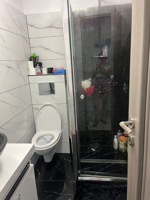 Vând apartament modern