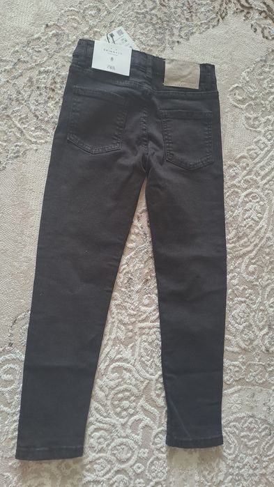 Blugi Zara noi cu etichetă