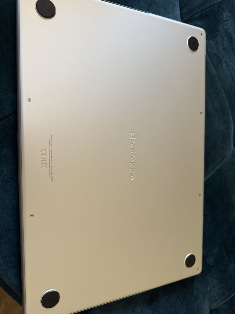 Macbook Pro M1 Pro 32GB Ram 512 SSD 2021 A2485