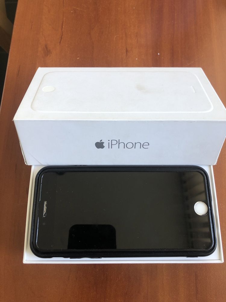 iPhone 6 с коробкой и чехлом