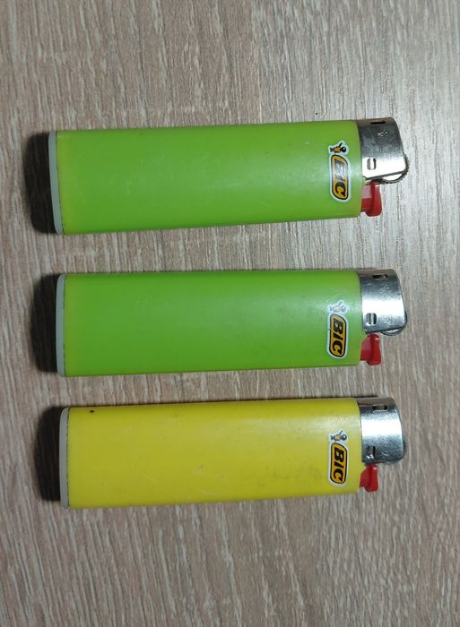 Продам б/у Зажигалки bic рабочие