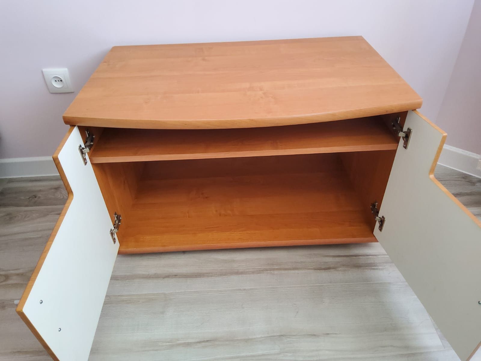 Продам Прихожую шкаф