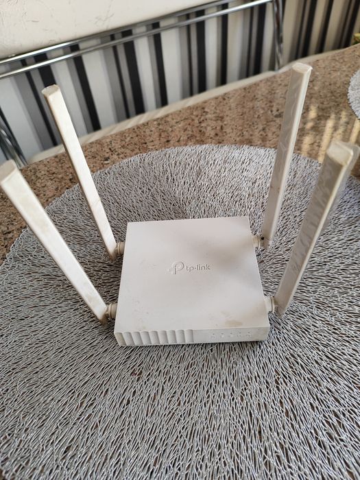 Wi-Fi poyтep TP-LINK ArcherС24
C24