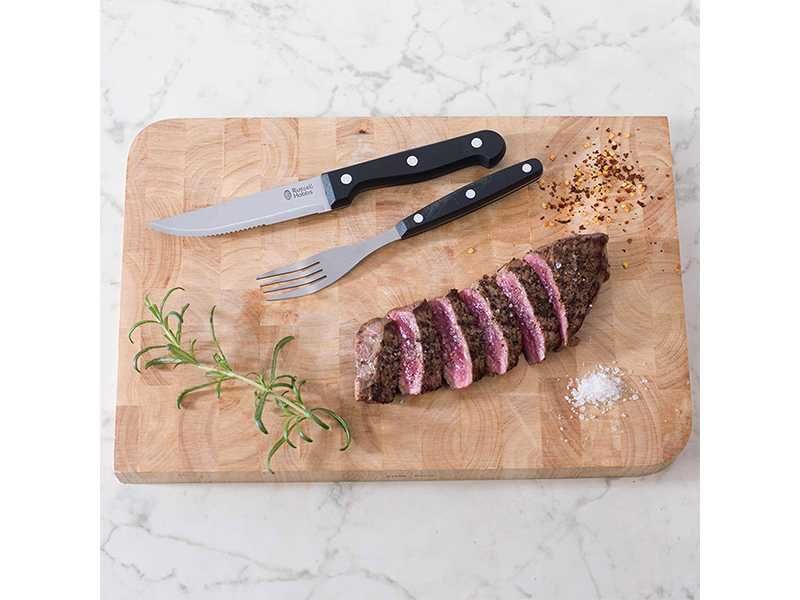 НОВИ! Комплект прибори за барбекю 12 части Russell Hobbs Steak