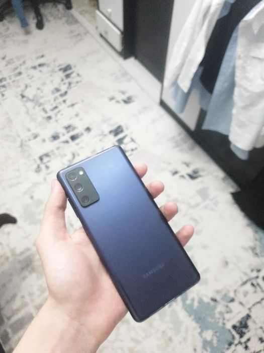 Самсунг с20Фе обмен на Айфон