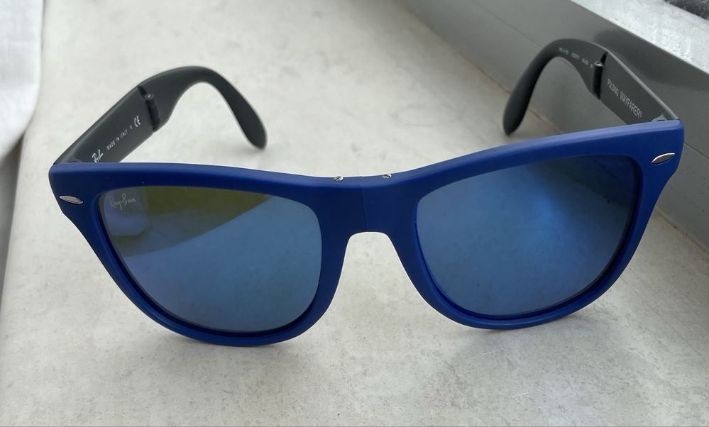 Ray Ban Wayfarer Folding sunglasses
