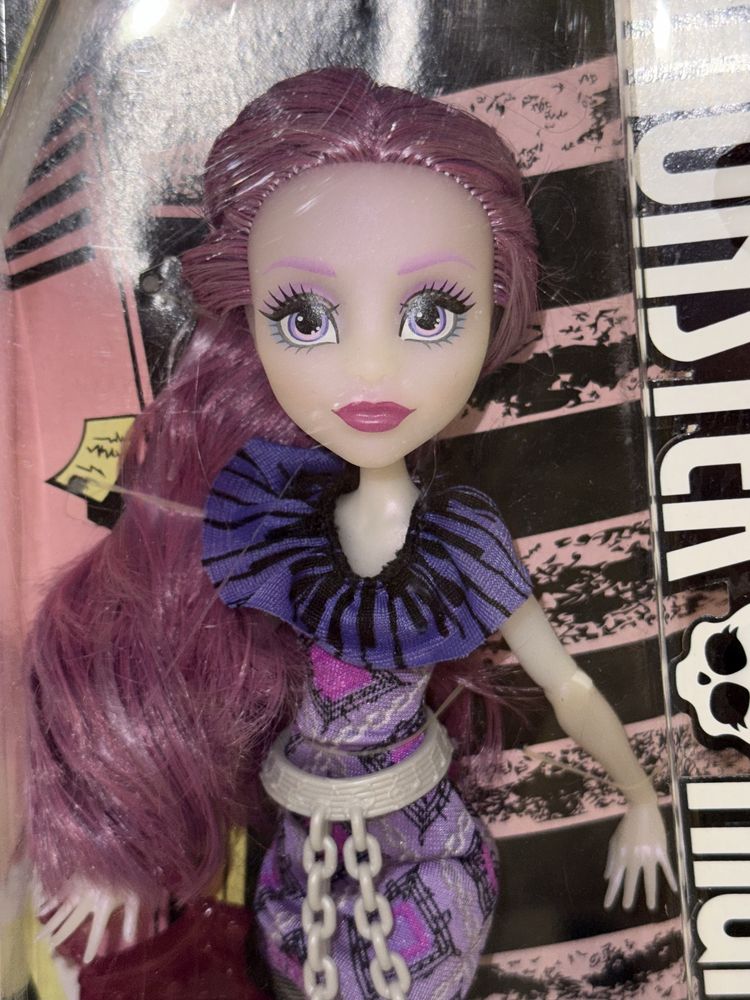 Кукла Monster High Ari Hauntington «First Day Of School».