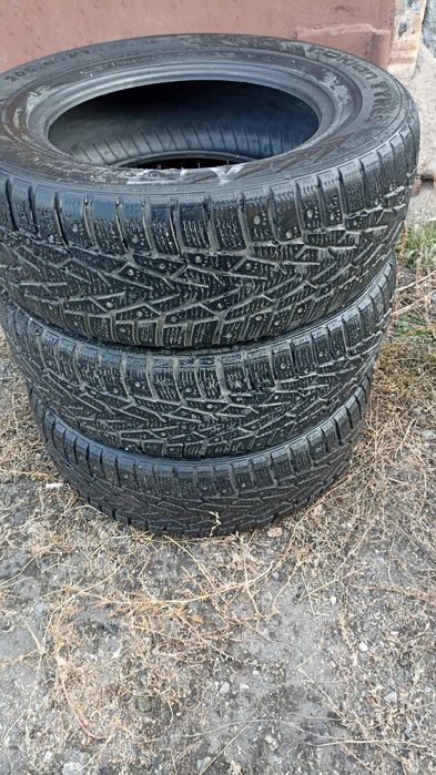 Продаю зимние шины NOKIAN NORDMAN 7  205/65/15