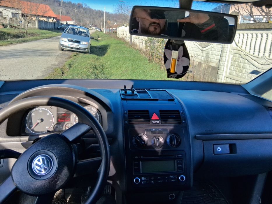 Vând touran 1.9 tdi
