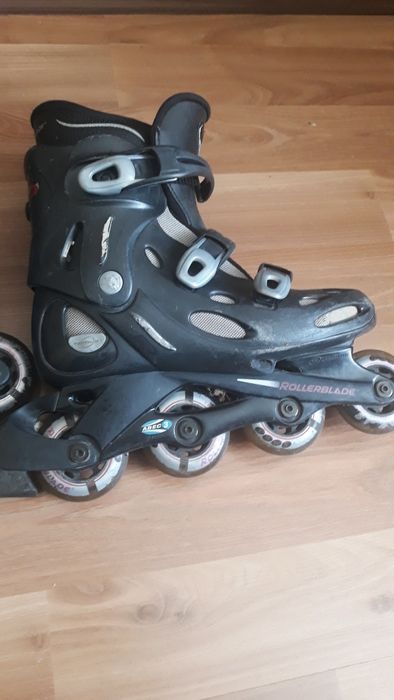 Vand role Rollerblade în stare buna