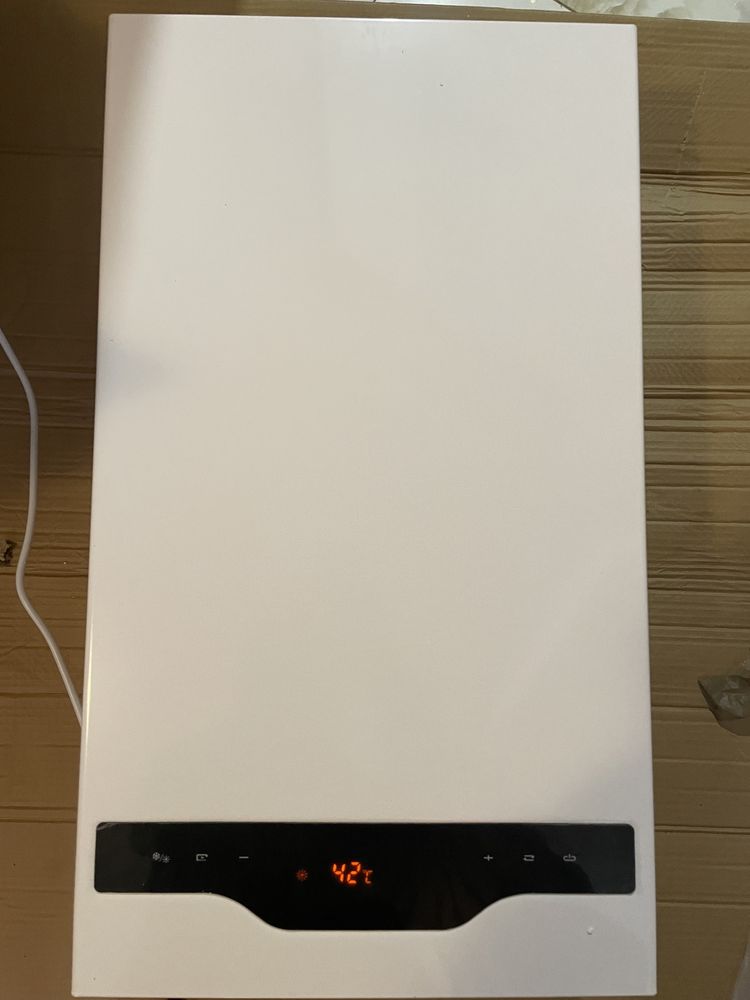 Продам газовый котел Rinnai