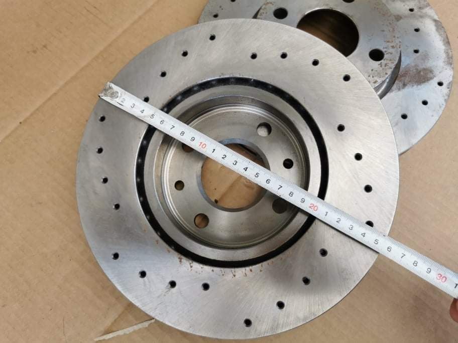 Discuri frane fata perforate ventilate Alfa Romeo Fiat Lancia