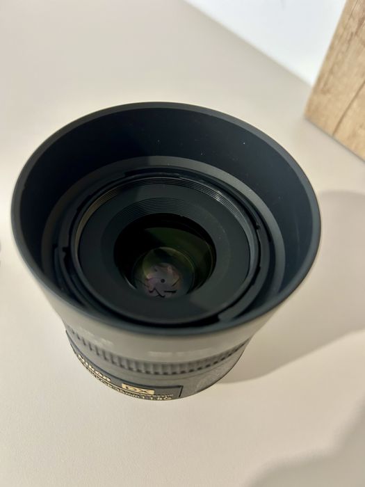Obiectiv nikon 3,5/ 1,8