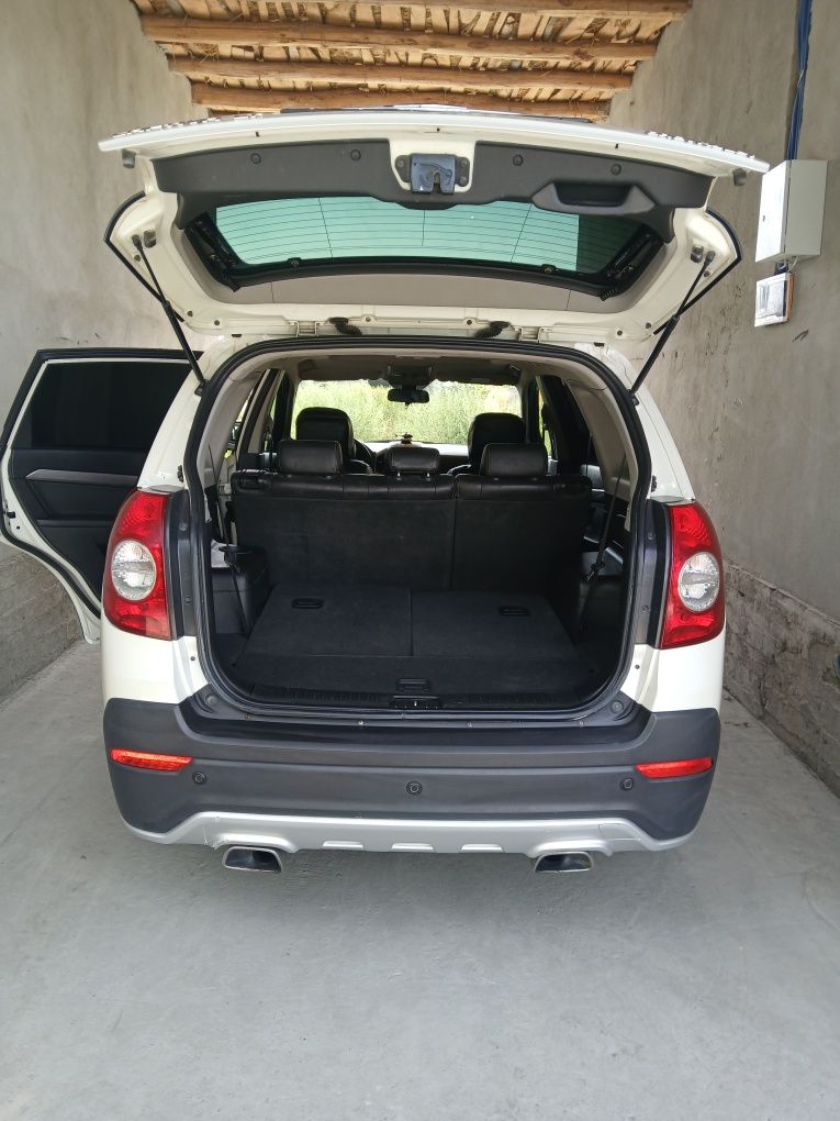 Kaptiva 2.4 mexanika yilli 2011 yurgani 295000 moshinada 1ta pet nosi
