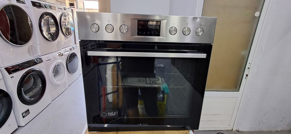 Cuptor electric AEG 72l Pirolitica import GERMANIA Garanție AEG459