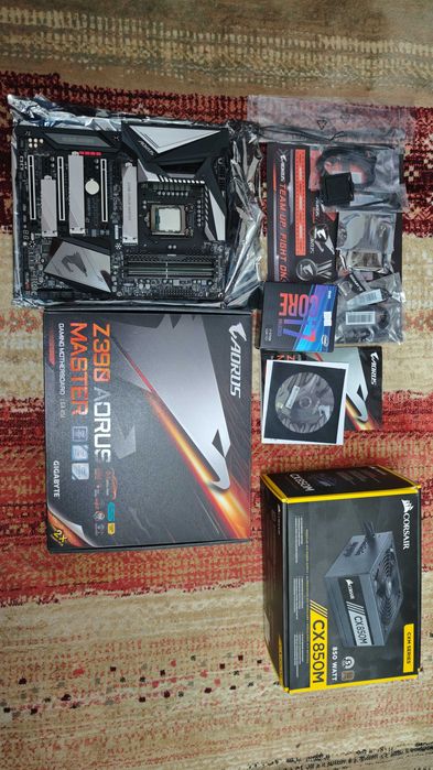 Kit I7 9700K & Gigabyte Aorus Master Z390