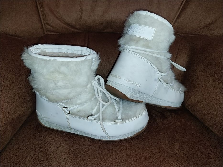 S/M Черни кожени чизми / чорапи / клин от лак,якета