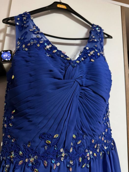 Бални и официални рокли М/Л