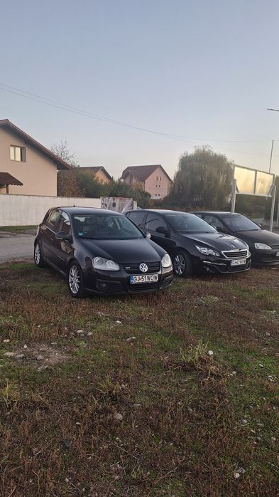 Vând peugeot  sau golf 5 gt