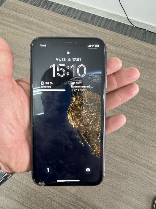 IPHONE 11 почти новый