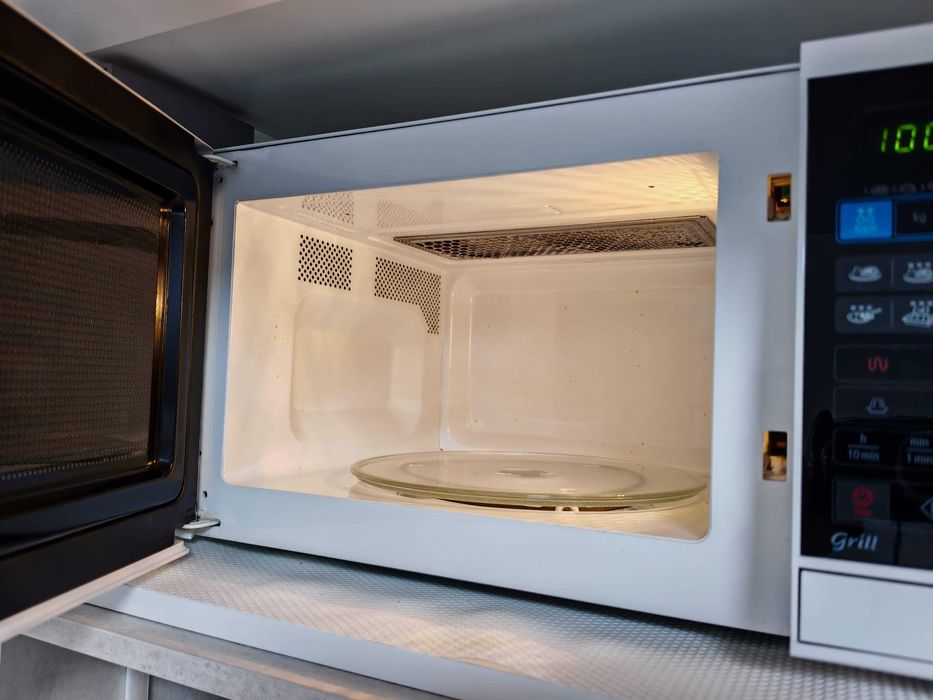Vand cuptor cu Microunde Samsung