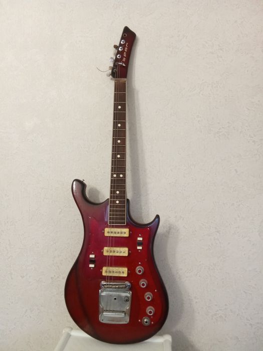 Электрогитара Урал