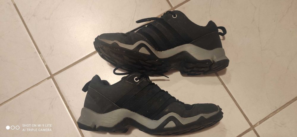 Адидас Terrex за момче 37 номер