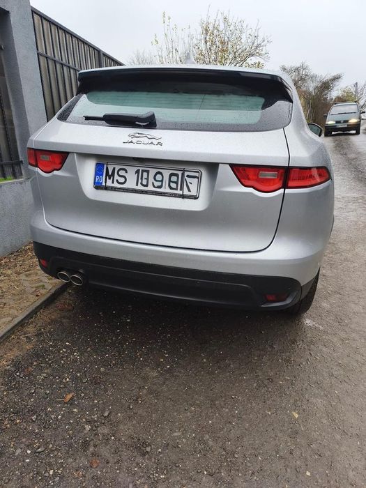 Jaguar F-Pace Stare foarte bună, neaccidentata