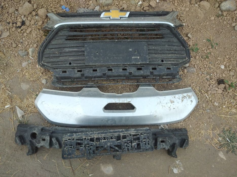 Решетка радиатора trecer3