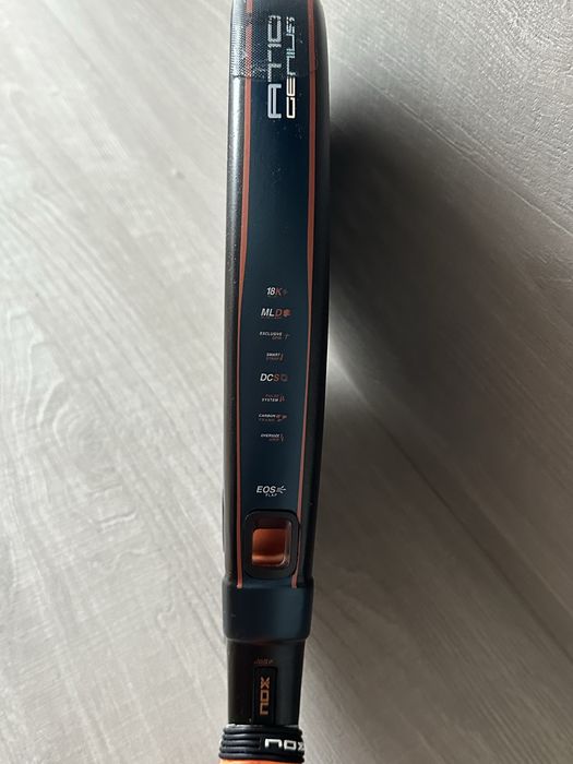 Ракета за падел Nox AT10 Genius Attach 18K Alum By Agustin Tapia