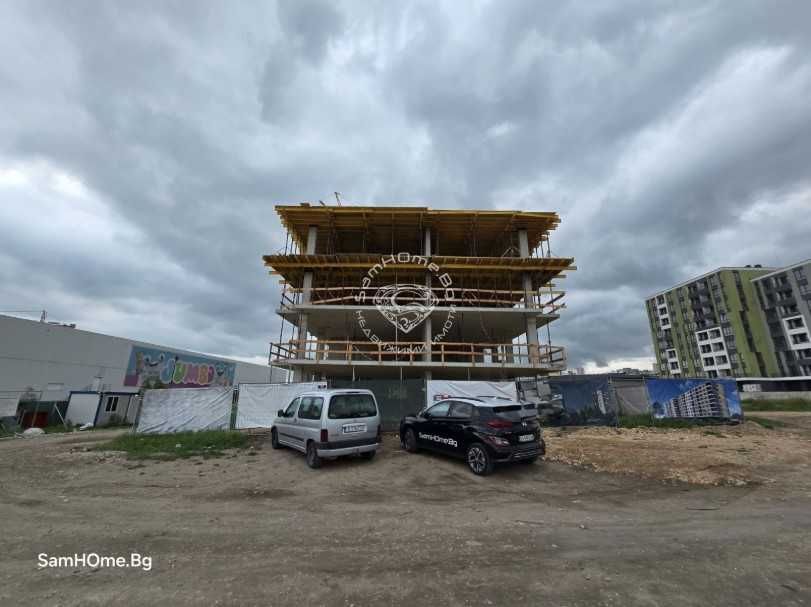 Продава се Тристаен апартамент в Варна, Кайсиева градина - 101 кв.м за 1386 €/кв.м - Снимка #1
