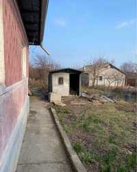 Vand teren cu casa in Tuzla