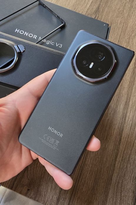 Honor Magic V3 de 512 GB cu 12 GB RAM
