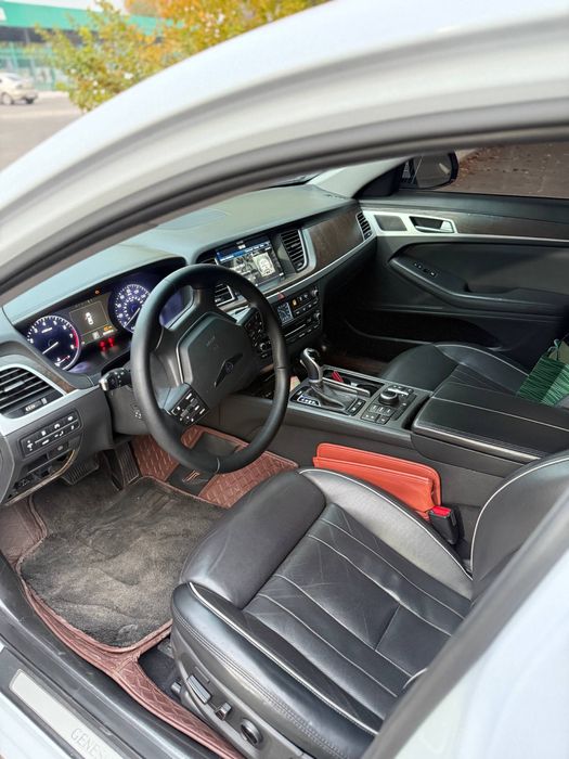 Genesis g80 Srochna sotiladi