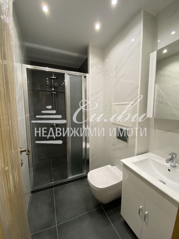Дава се под наем Двустаен апартамент в Шумен, Пазара - 55 кв.м за 331.5 € - Снимка #6