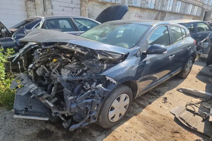 ceasuri bord caseta de directie motoras stergatoare broasca stanga dreapta fata spate Renault Megane 3 facelift  motor 1.5DCI  K9K 836 dezmembrez