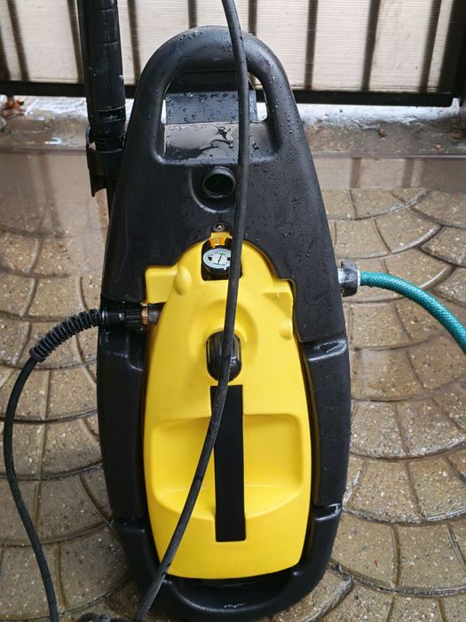 Pompă de spălat cu presiune Karcher