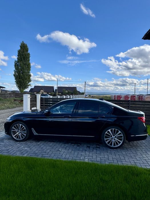 BMW 740d xDrive 320 CP TVA deductibil SCHIMB cu teren in zona Iașului!