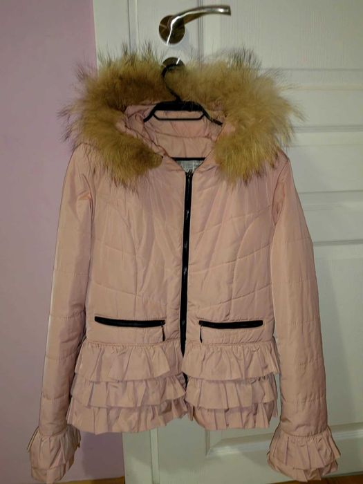Розово яке с естествен пух на качулката , цена 20 лв