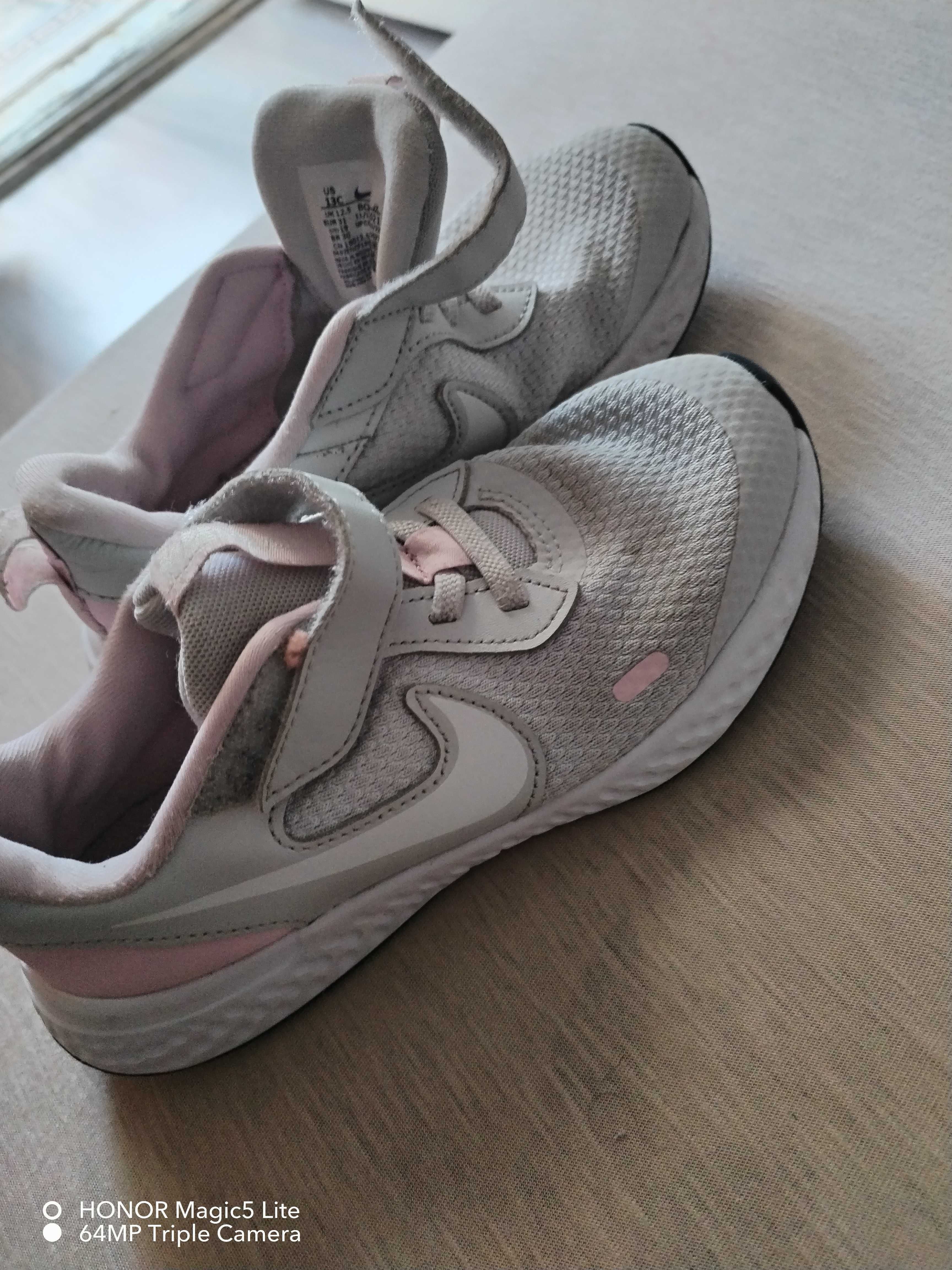 Nike детски маратонки 31 номер