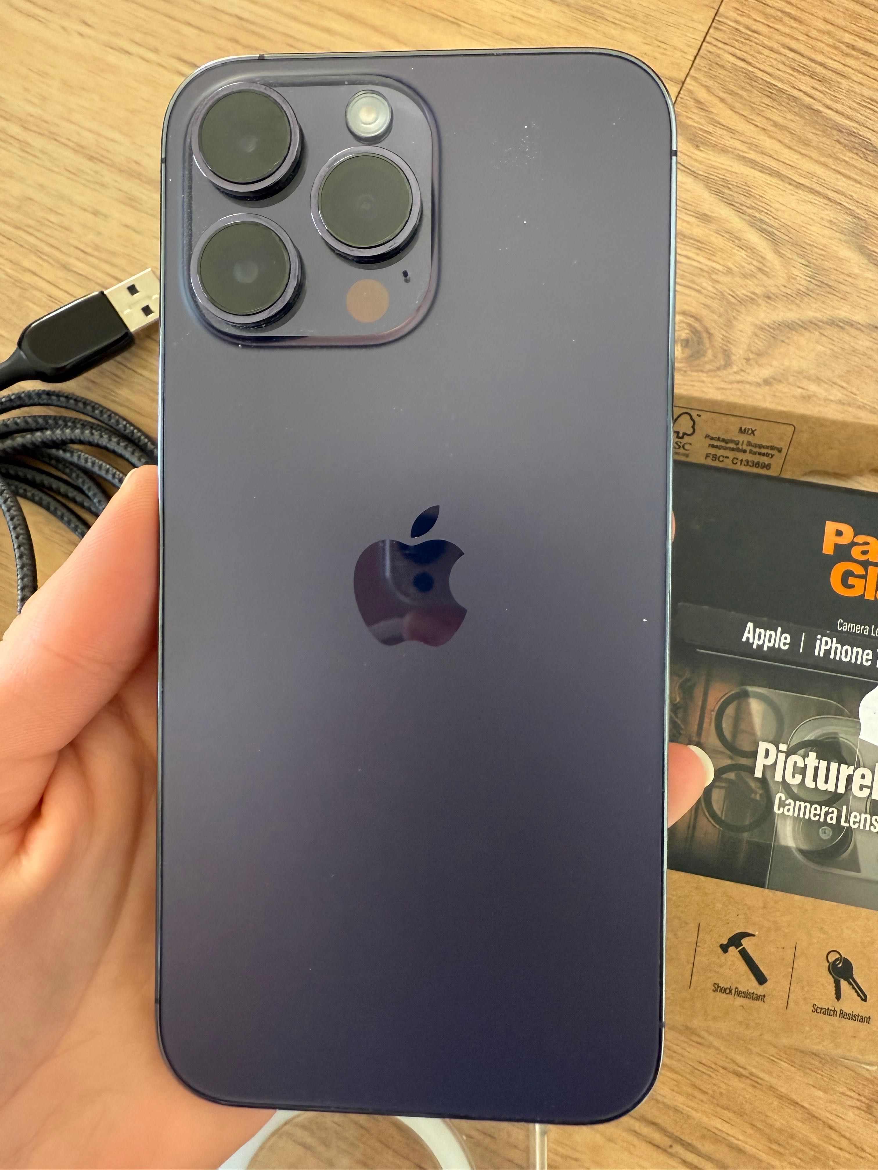 Продавам IPhone 14 Pro Max, 256 GB