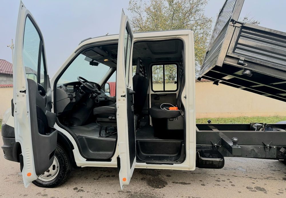 Iveco Daily Doka 35C15 7 locuri  basculabil