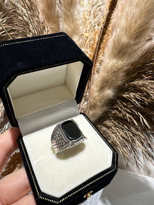 Серебряный перстень . Серебро 925 Доставка