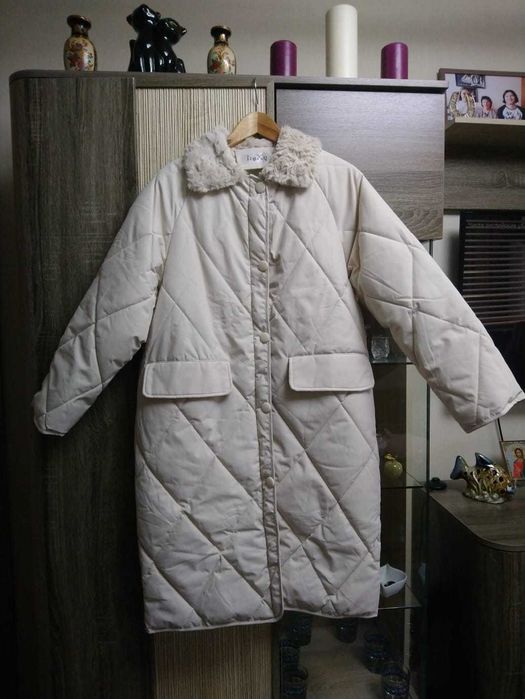 Пальто  новое женское демисезонное.